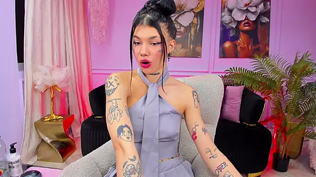 YasminWild online show from 22, 12, 2025