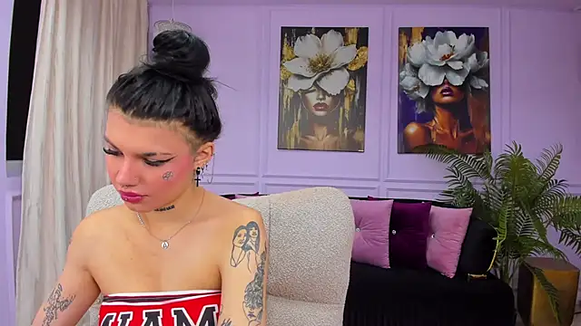 YasminWild online show from 6, 2, 2026