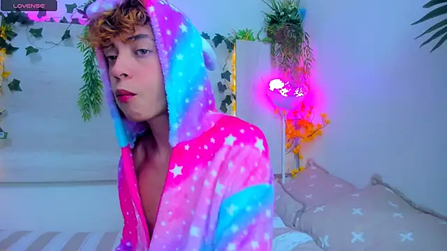 Twinkk Guy online show from 20, 11, 2025