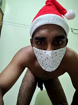 Snapshot of Yournextdoorboy chatting on 19, 12, 2025 Yournextdoorboy online show from 19, 12, 2025