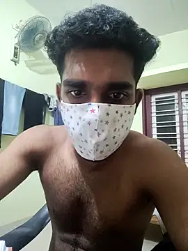 Snapshot of Yournextdoorboy chatting on 29, 4, 2026 Yournextdoorboy online show from 29, 4, 2026