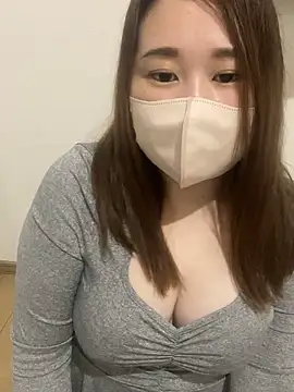 kana-chaaan online show from 2, 12, 2025