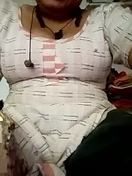 Snapshot of Menka_cut34 chatting on 11, 6, 2026 Menka cut34 online show from 11, 6, 2026