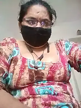 Snapshot of Menka_cut34 chatting on 18, 6, 2026 Menka cut34 online show from 18, 6, 2026