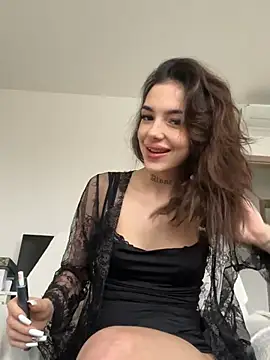 lunababy77 online show from 20, 2, 2026