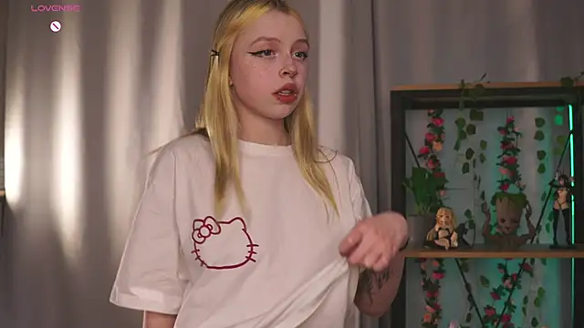 ElvenQueen online show from 7, 3, 2026