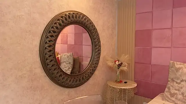 SpicyCarlaXX online show from 12, 4, 2026