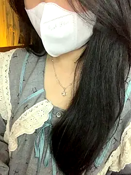 Hanni 22 online show from 29, 11, 2025