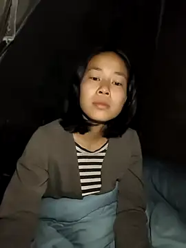 Snapshot of Cat-meow chatting on 18, 11, 2025 Cat-meow online show from 18, 11, 2025