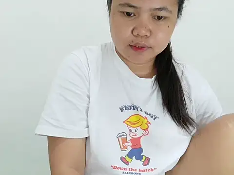 Snapshot of Sweetbigtits_69 chatting on 26, 11, 2025 Sweetbigtits 69 online show from 26, 11, 2025