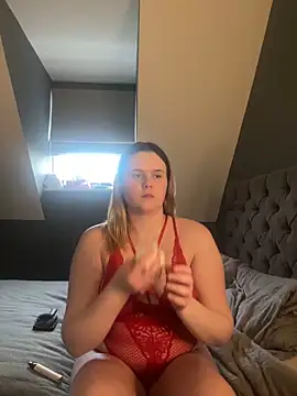 Blonde Bunny online show from 21, 12, 2025