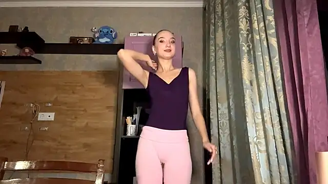 BrocadedEmulsion online show from 21, 11, 2025