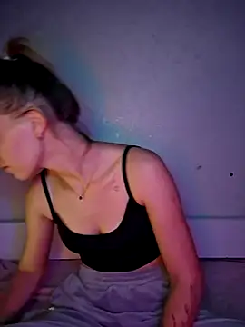 carolinakis  online show from 22, 2, 2026