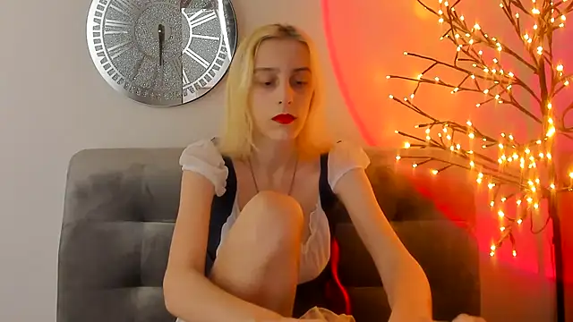 MiilaGlow online show from 14, 2, 2026