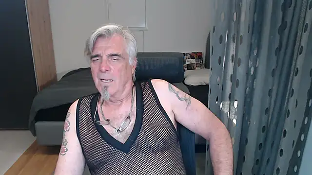Snapshot of Buidapest chatting on 8, 7, 2026 Buidapest online show from 8, 7, 2026