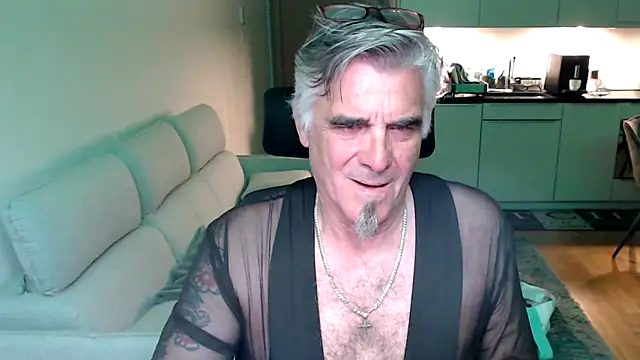 Snapshot of Buidapest chatting on 17, 5, 2026 Buidapest online show from 17, 5, 2026