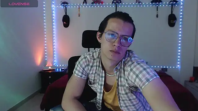 Snapshot of Brandon_starkk chatting on 30, 5, 2026 Brandon starkk online show from 30, 5, 2026