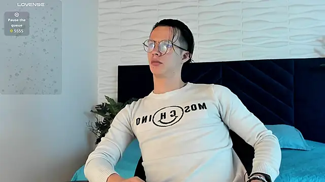 Brandon starkk online show from 4, 3, 2026