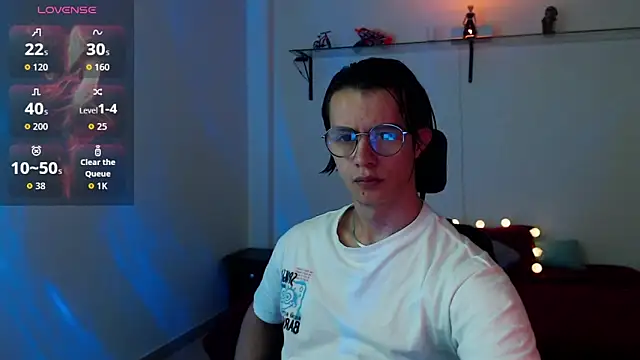 Snapshot of Brandon_starkk chatting on 28, 4, 2026 Brandon starkk online show from 28, 4, 2026
