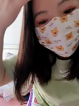 lili-8979 online show from 17, 11, 2025