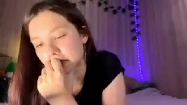 CutieSlim online show from 3, 3, 2026