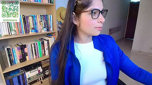 Emyii  online show from 23, 4, 2026