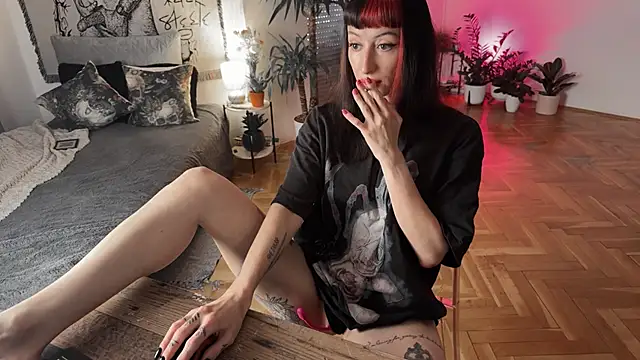 Snapshot of inked_witch chatting on 16, 9, 2025 inked witch online show from 16, 9, 2025