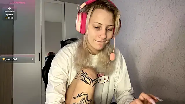 FoxySable online show from 27, 11, 2025