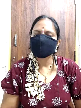 Queen-Neha online show from 11, 4, 2026