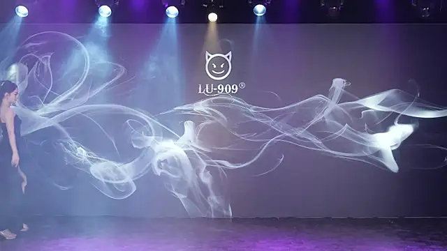 LU-909 online show from 21, 11, 2025