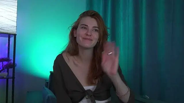 foxy cute4you online show from 9, 2, 2026