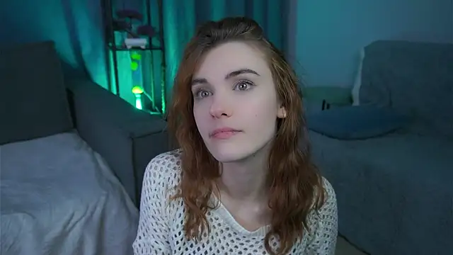 foxy cute4you online show from 5, 12, 2025