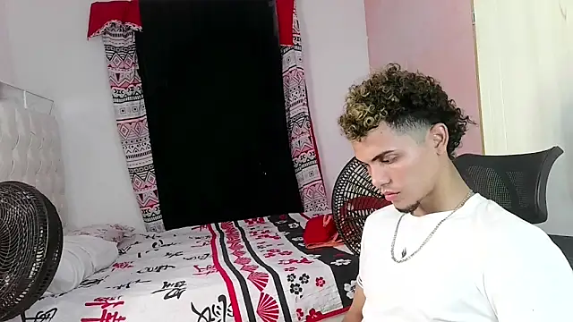 MischievousDuo online show from 1, 12, 2025