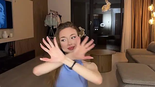 Jolienne online show from 31, 5, 2026