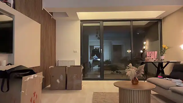 Jolienne online show from 22, 2, 2026