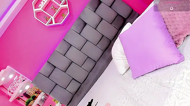 Keysprincess online show from 3, 2, 2026