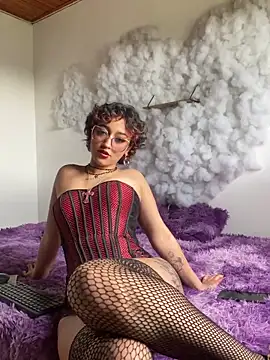 LilithMonette online show from 18, 11, 2025