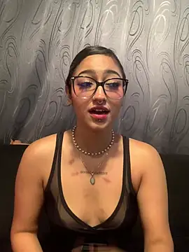 LilithMonette online show from 12, 3, 2026