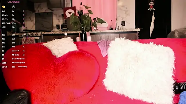 latinbitch online show from 4, 7, 2026