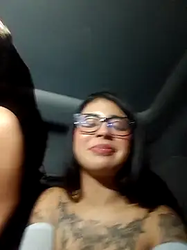 Snapshot of Dannii- chatting on 22, 11, 2025 Dannii- online show from 22, 11, 2025