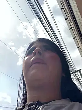 Dannii- online show from 5, 2, 2026