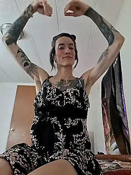 Snapshot of MaitressePomme3 chatting on 21, 11, 2025 MaitressePomme3 online show from 21, 11, 2025