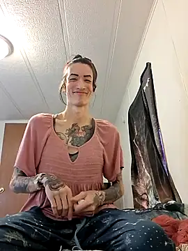 Snapshot of MaitressePomme3 chatting on 18, 11, 2025 MaitressePomme3 online show from 18, 11, 2025