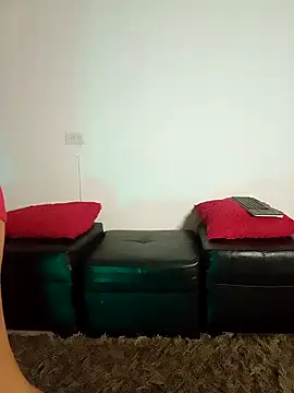 Kelaya Monrroy online show from 30, 11, 2025