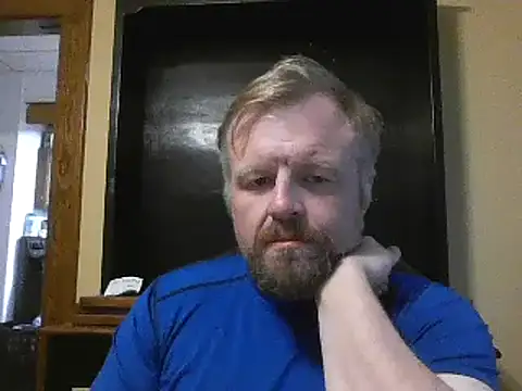 Snapshot of TheOneDonShaun chatting on 5, 5, 2026 TheOneDonShaun online show from 5, 5, 2026