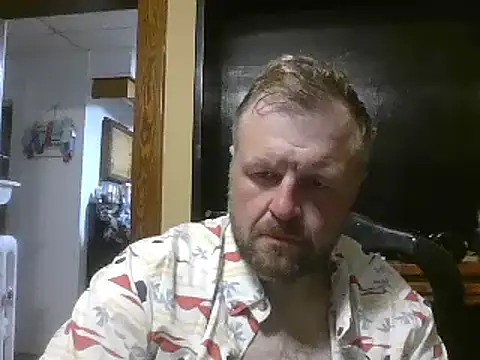 Snapshot of TheOneDonShaun chatting on 4, 6, 2026 TheOneDonShaun online show from 4, 6, 2026