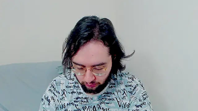 eren jaeger2000 online show from 17, 1, 2026