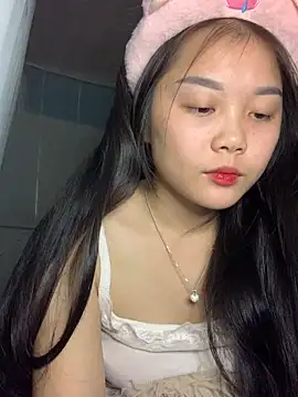 Snapshot of Baa-bee22 chatting on 21, 11, 2025 Baa-bee22 online show from 21, 11, 2025