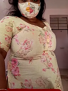 CUTE-LOVE-SWEETS online show from 3, 4, 2026