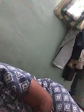 sexguruxxx online show from 22, 4, 2026